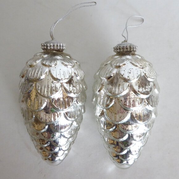 NEW 6.5” CHRISTMAS GERMAN KUGEL STYLE SILVER PINECONE GLASS ORNAMENT SET - Picture 1 of 6